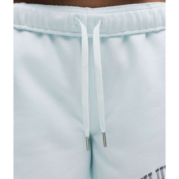 (L) NWT $88 Lululemon Scuba Mid-Rise Oversized Short 7" *Graphic Mint Breeze - Picture 3 of 5